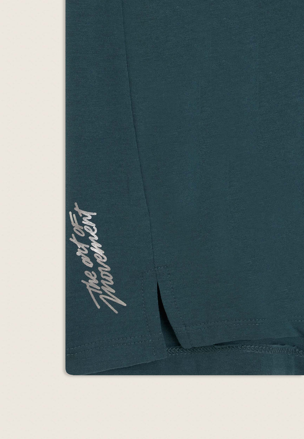 t-shirt + pantalone 