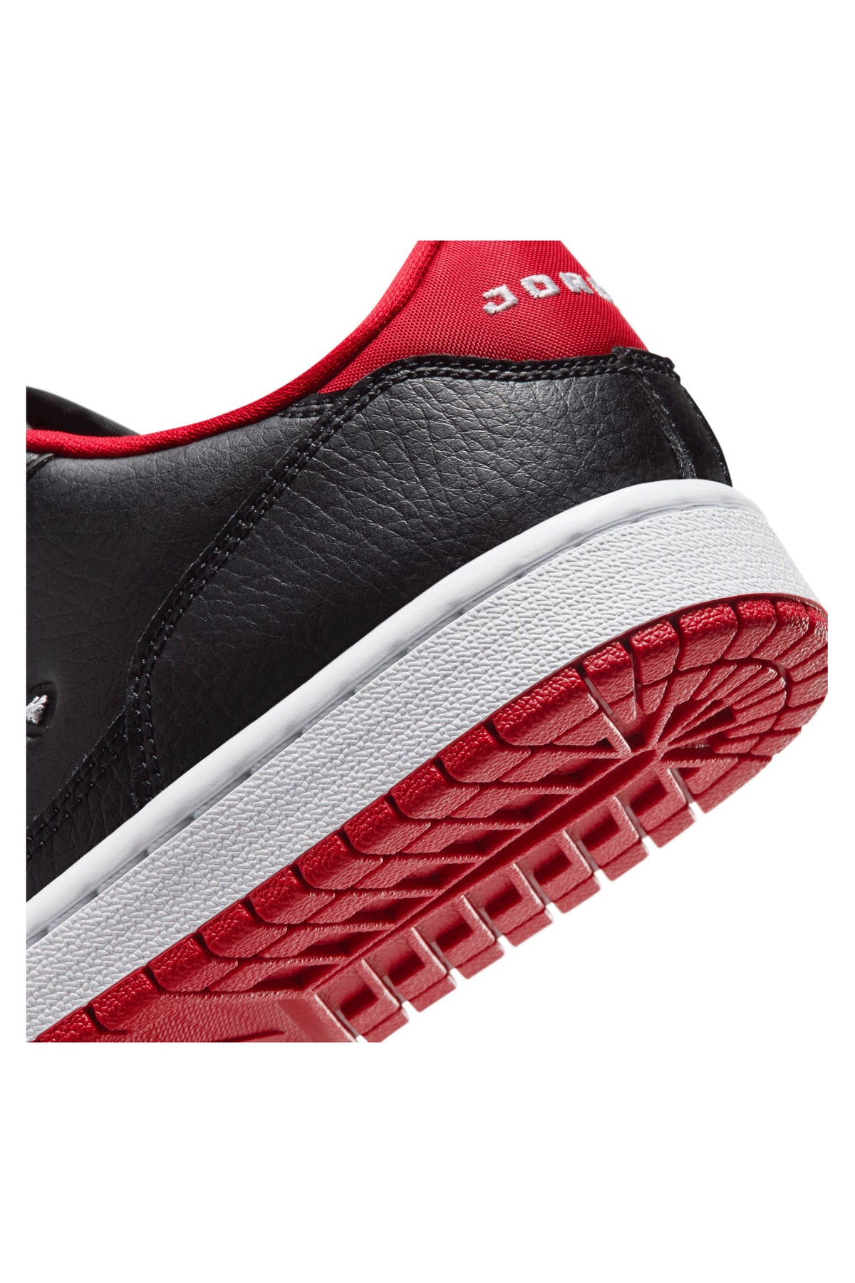 jr jordan access court low gs 