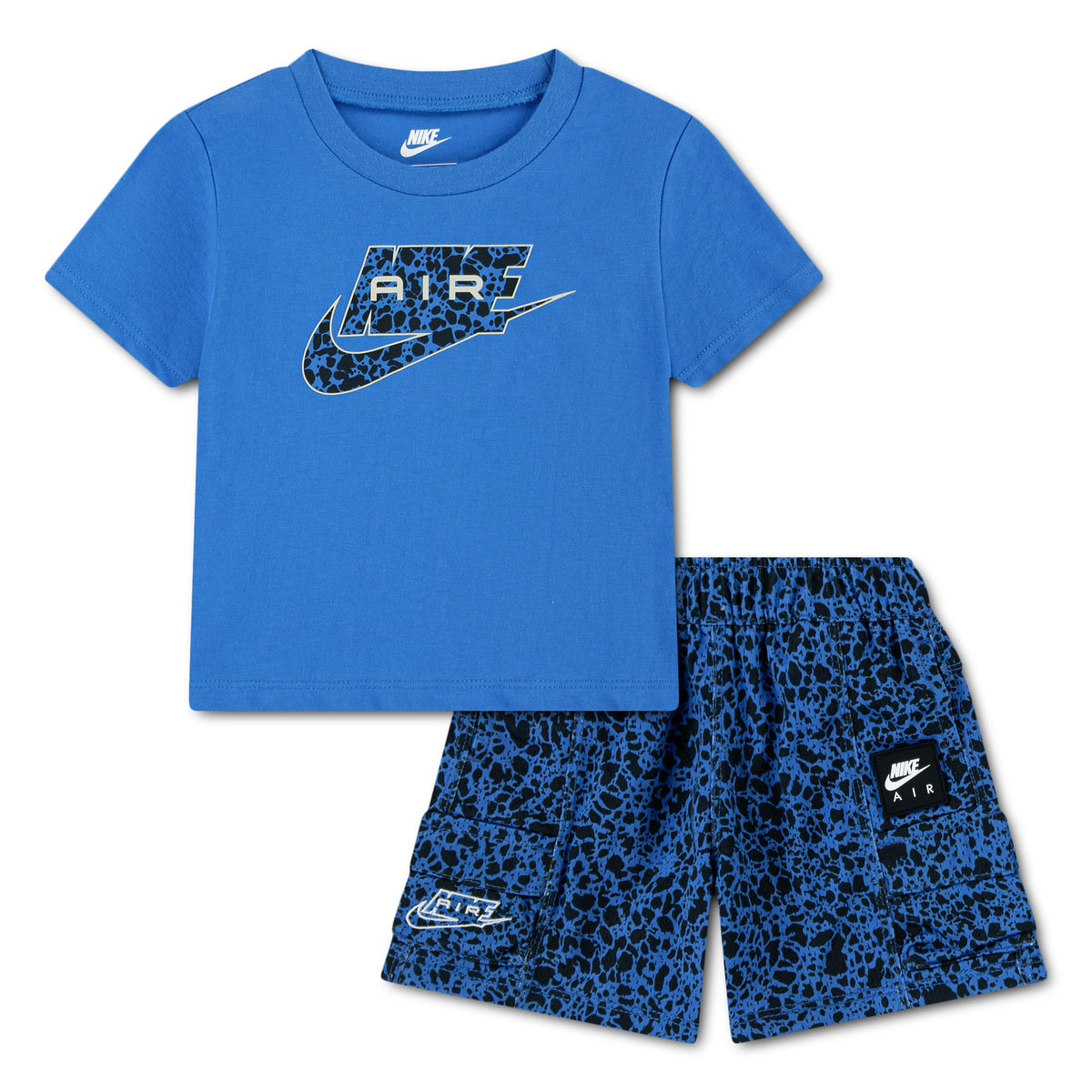 t-shirt + short 